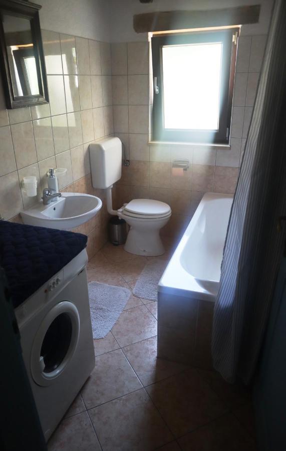 Jelena Apartmán *